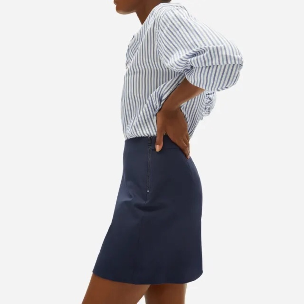 Everlane mini skirt navy size 6 worn once